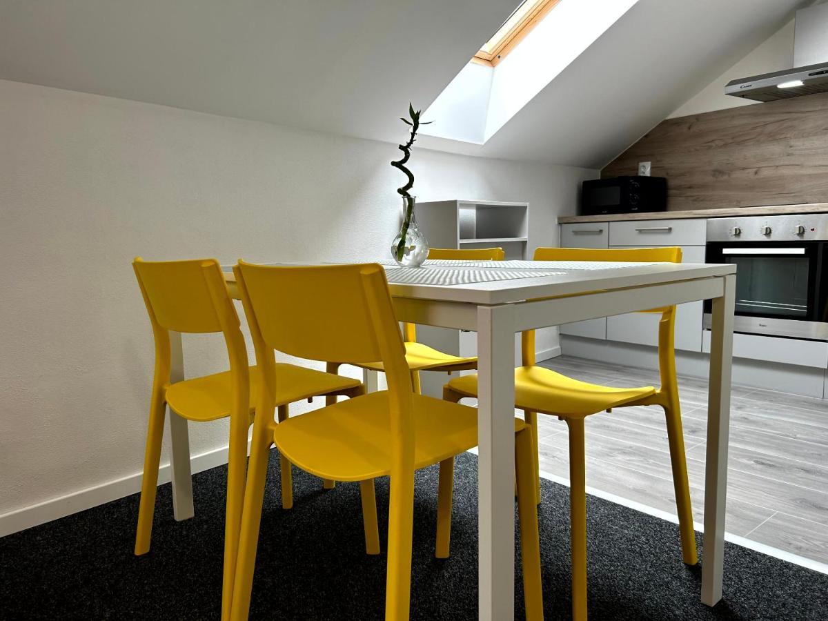 Breza House Apartments Zlín Esterno foto