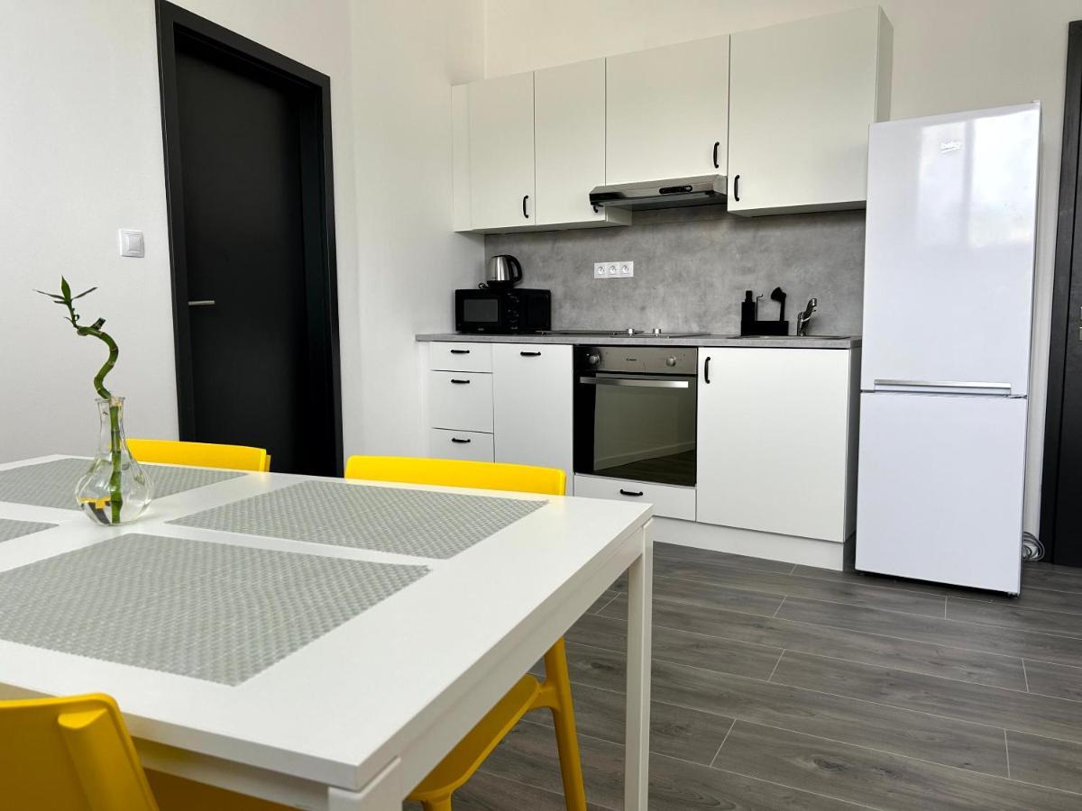 Breza House Apartments Zlín Esterno foto
