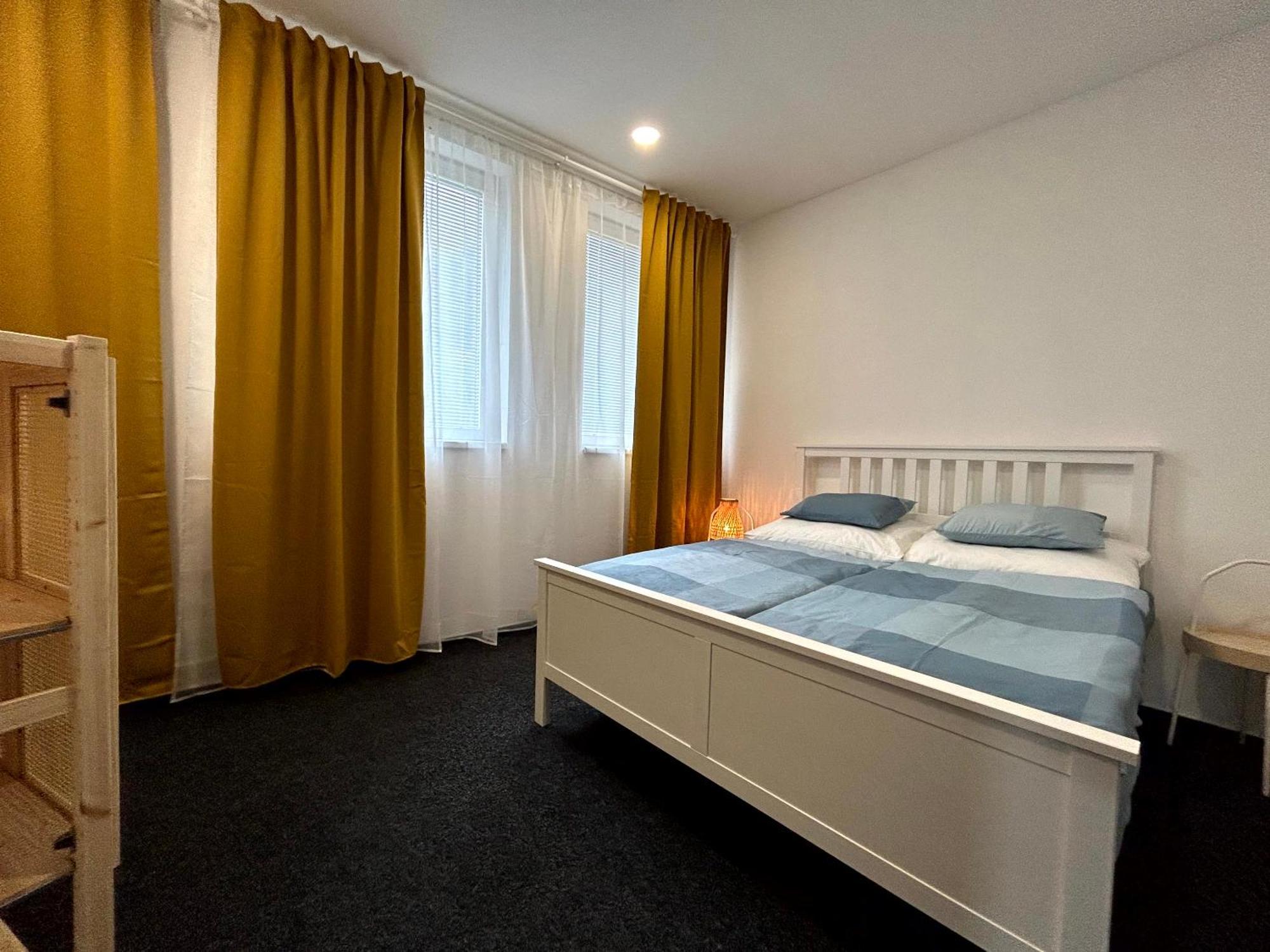Breza House Apartments Zlín Esterno foto